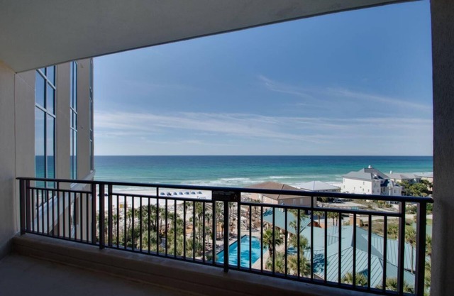 "Sunset Splendor: Newly Redecorated 2BR/2BA West-Facing Condo at Westwinds" at Sandestin Golf and Beach Resort!