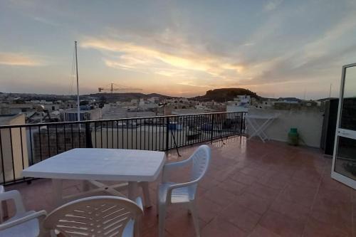 Sunset Suite