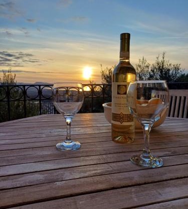 Sunset View Apartment and Pool Badesi