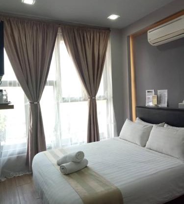 Sunset Villa Inn