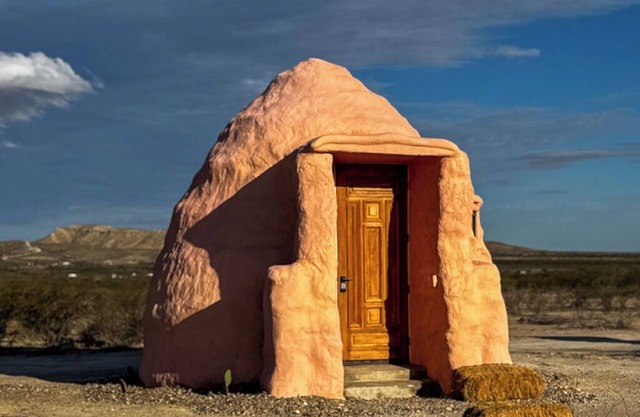 Sunsets. Stars. Serenity. Organic Eco-Dome in Terlingua.