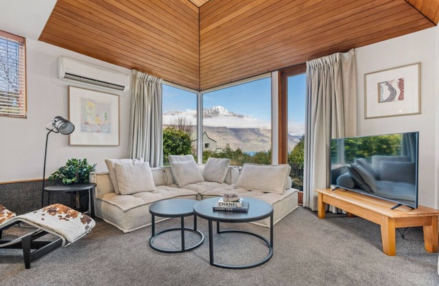 Sunshine Bay Lake Views