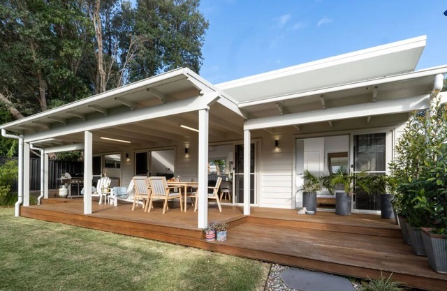 Sunshine Cottage – Stay 3, Pay 2!