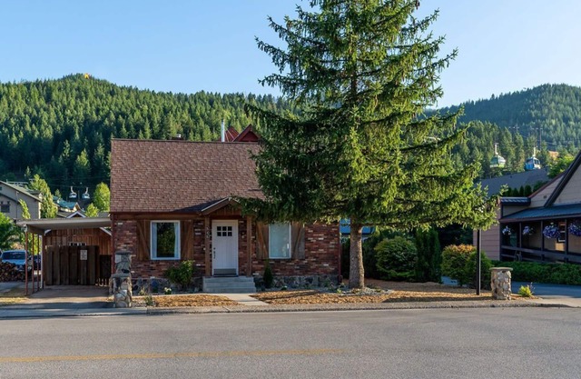 Sunshine On Bunker - 3min Walk to Gondola - Historic Miner Home - Reserve temprano