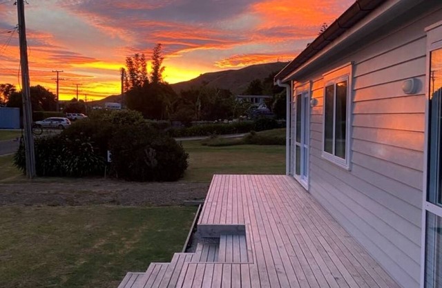 Sunshine Retreat