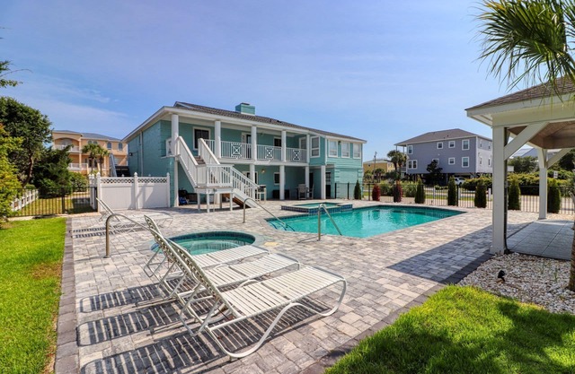 Sunspree 2nd Row in Long Bay Estates