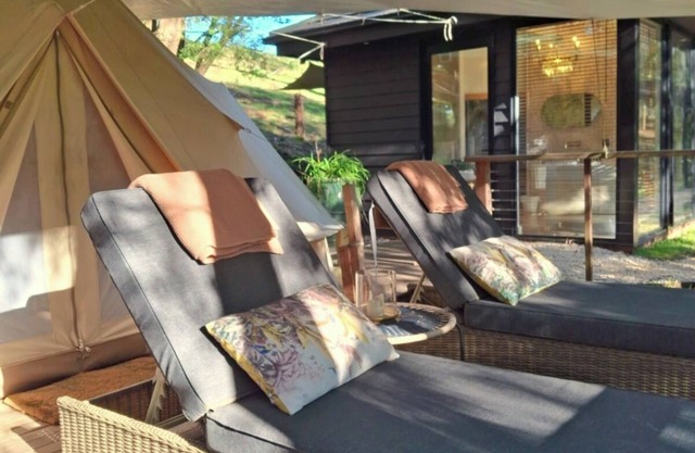 Supa Luxe - Glamping at Mirador Springs Retreat - just 90 mins from Melbourne