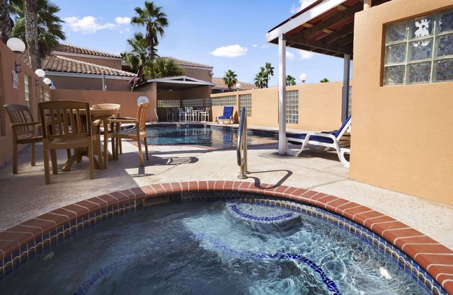 Super 8 by Wyndham South Padre Island