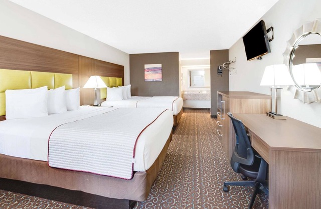 Super 8 by Wyndham Big Spring TX