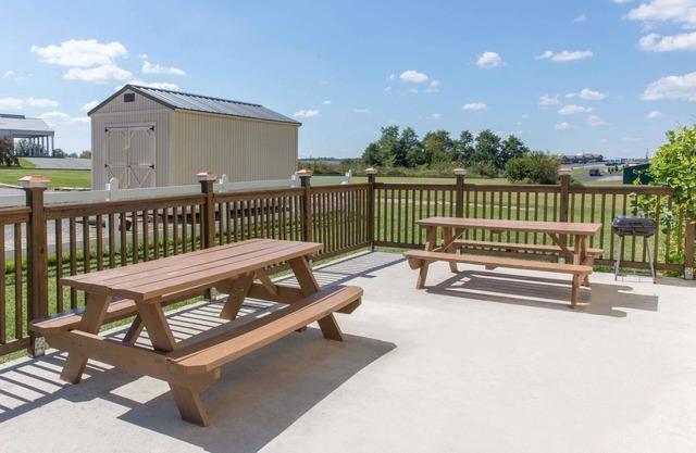 Super 8 by Wyndham Danville