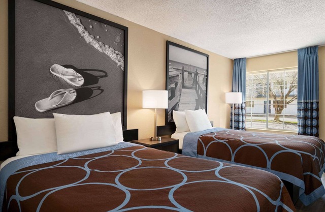 Super 8 by Wyndham Gulfport Biloxi Airport
