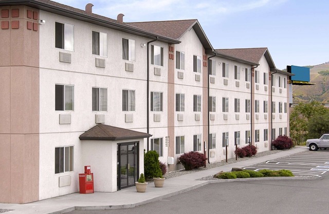 Super 8 by Wyndham The Dalles OR