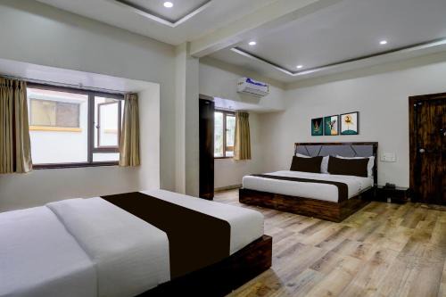 Super Collection O Shri Sai Baba Temple Formerly Hotel Maitreya
