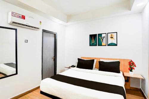 Super Collection O Vasundhara Enclave Delhi