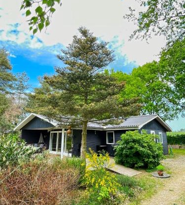 Super Cozy And Child-Friendly House Close To The Water,