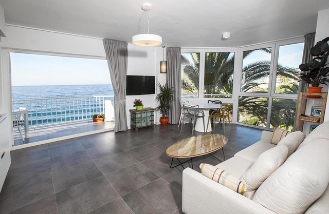 Super Front Line Modern New Apartm
