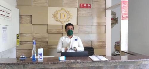 Super Hotel O Divine Residency Near Phoenix Marketcity