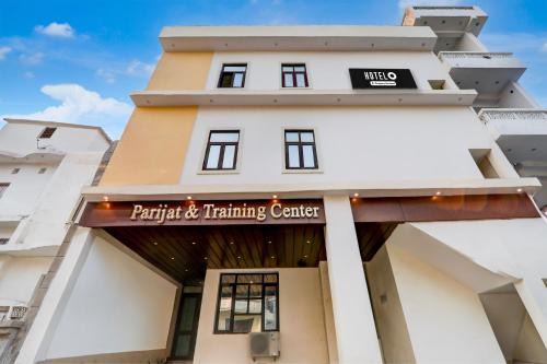 Super Hotel O Indira Nagar formerly Hotel Parijat