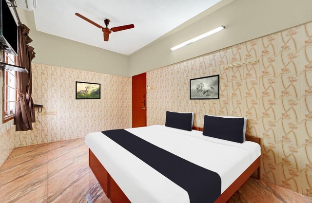 Super Hotel O Tiruppur Near Railway station