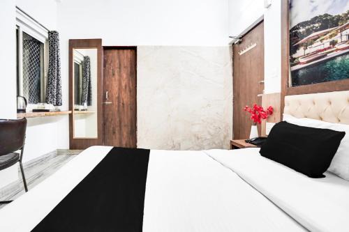 Super Hotel O Vaishali Nagar