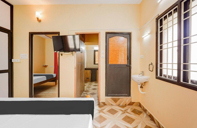 Super Hotel O Velachery
