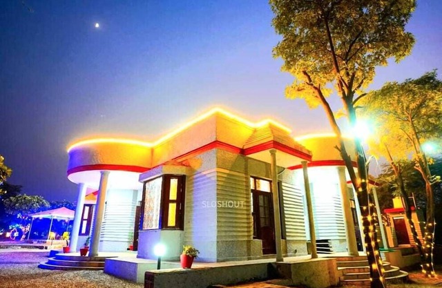 Super Luxury Farmhouse