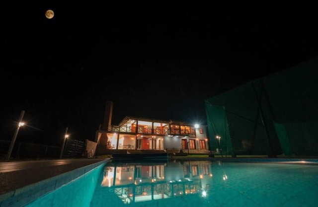 Super lujo Villa Sarajevo con piscina y SPA