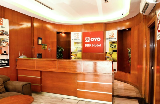 Super OYO 1219 Hotel Bbk