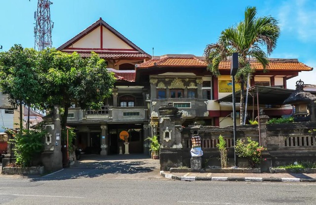 SUPER OYO 1927 Hotel Candra Adigraha
