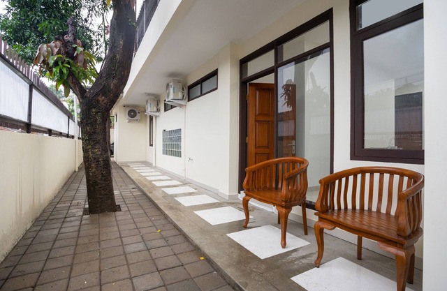 Super OYO 3209 Hegarbudhi Residence