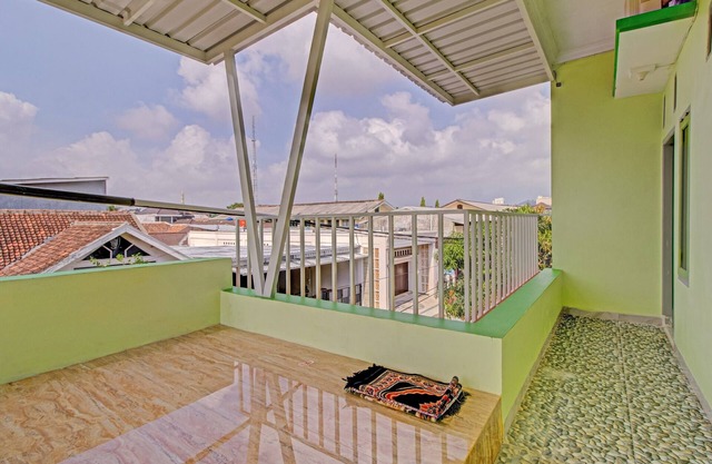 Super OYO 3774 Orchid 37 Syariah Guest House