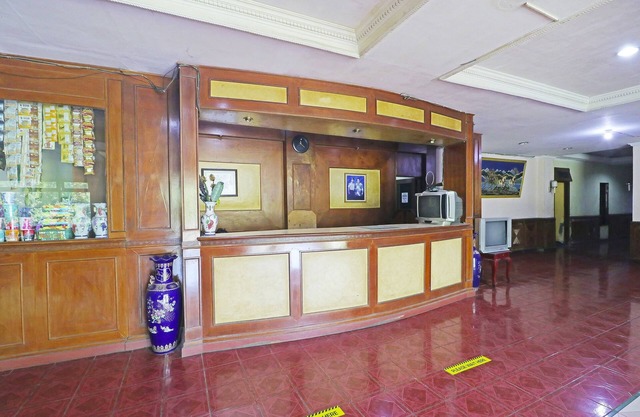 Super OYO 90382 Hotel Sarah Sukabumi