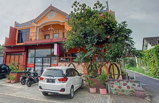 Super OYO 90488 Harwin Homestay