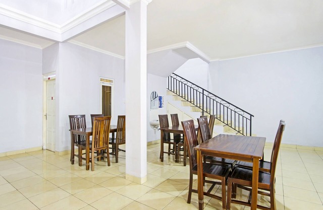 Super OYO 91315 Homestay Al Maidah
