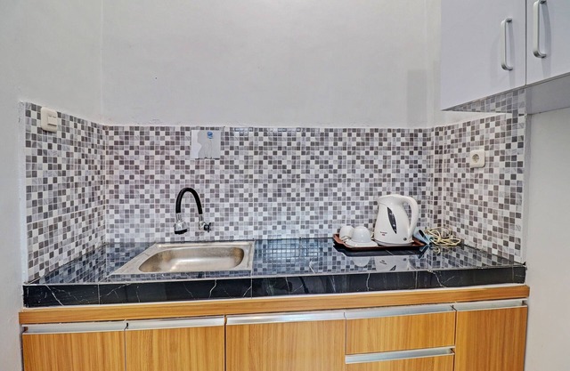 Super OYO 91497 Waskita Residence Syariah