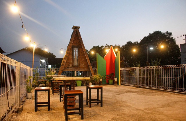 Capital O 2258 Santana Syariah Guest House