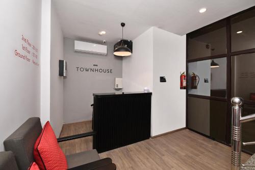 Super TownHouse 244 Munshipuliya