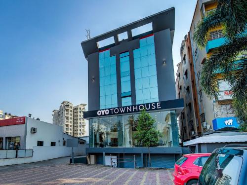 Super Townhouse Hadapsar