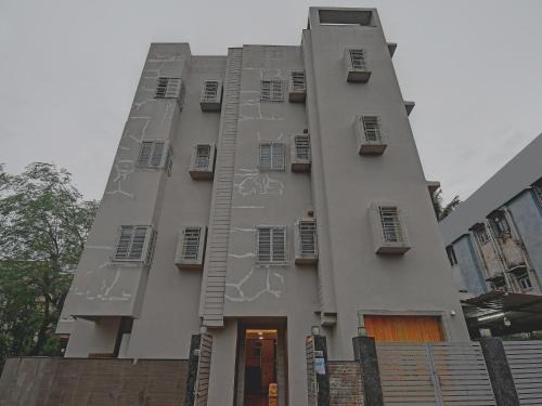 Super Townhouse Hotel All In One Near City Centre Salt Lake