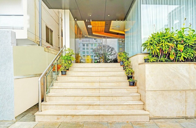 Super Townhouse Indiranagar