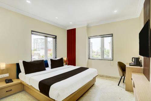 Super Townhouse Oak Banaras Central Railway Junction Formerly Sri Hari Inn