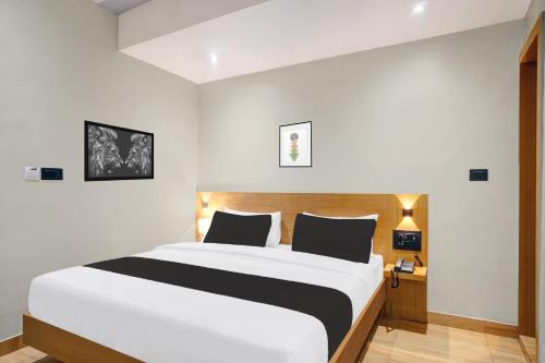 Super Townhouse Oak Sarusajai Stadium