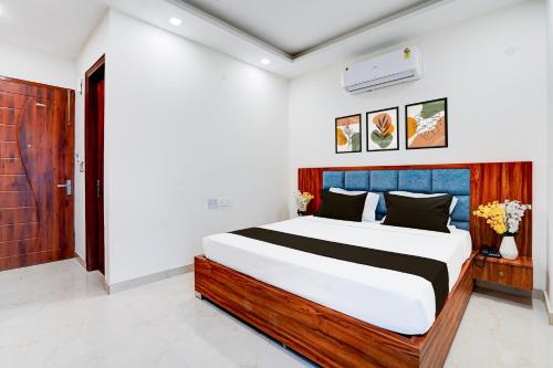 Super Townhouse Sector 93 Noida Expressway
