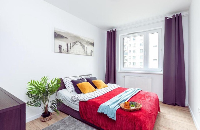 SuperApart Habicha apt74