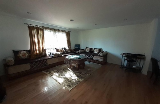 Superb apartment 15 minutes from downtown Montreal