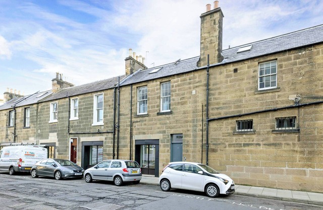 Superb Flats in the Heart of Edinburgh