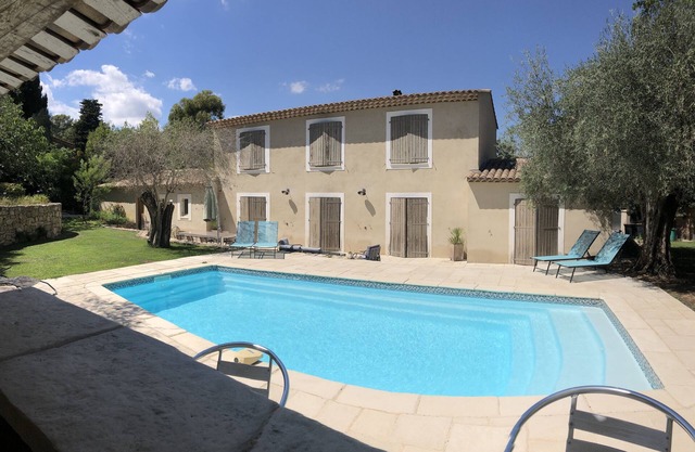 Superb house with heated pool in a beautiful garden