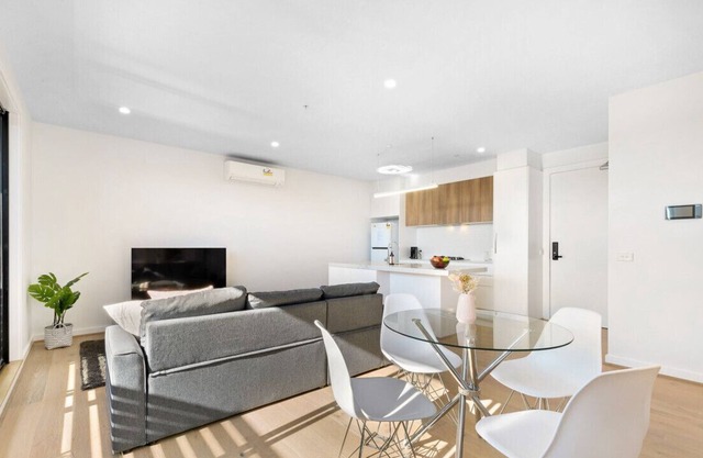 Superb Large Two Bedroom Family Style Apartment