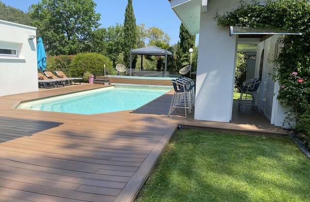 EXCELENTE VILLA MAA