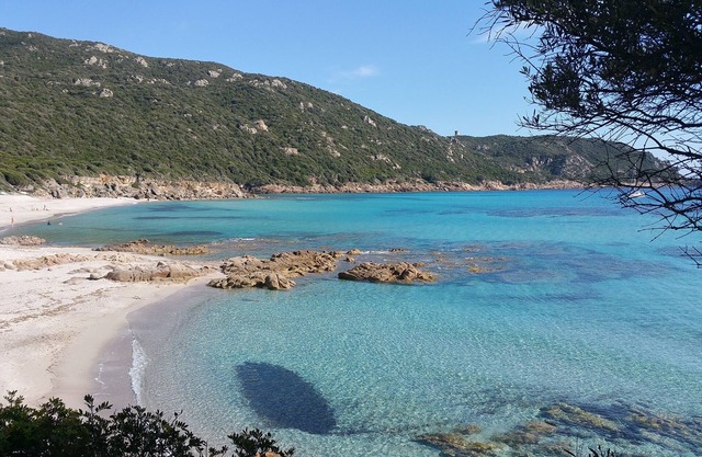 Espléndida villa moderna de 300m2 con vistas a Cala d'Orzu que incluye 4 suites